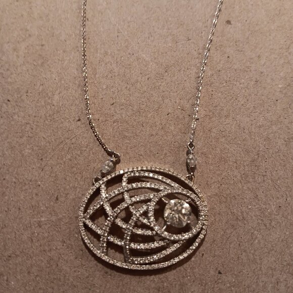 Jewelry - 14K WHITE GOLD DIAMOND NECKLACE